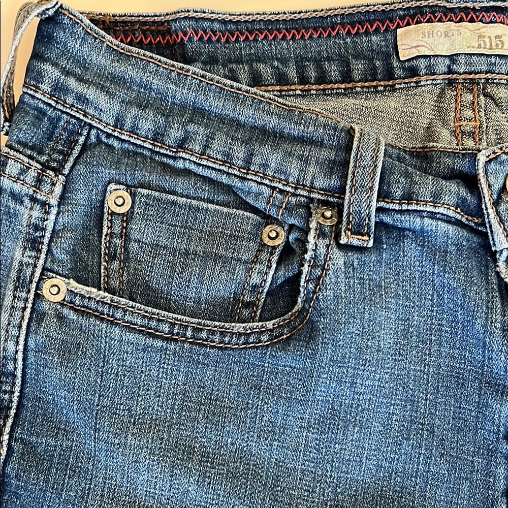 Levi's 515 Blue Jean shorts - Picture 2 of 11